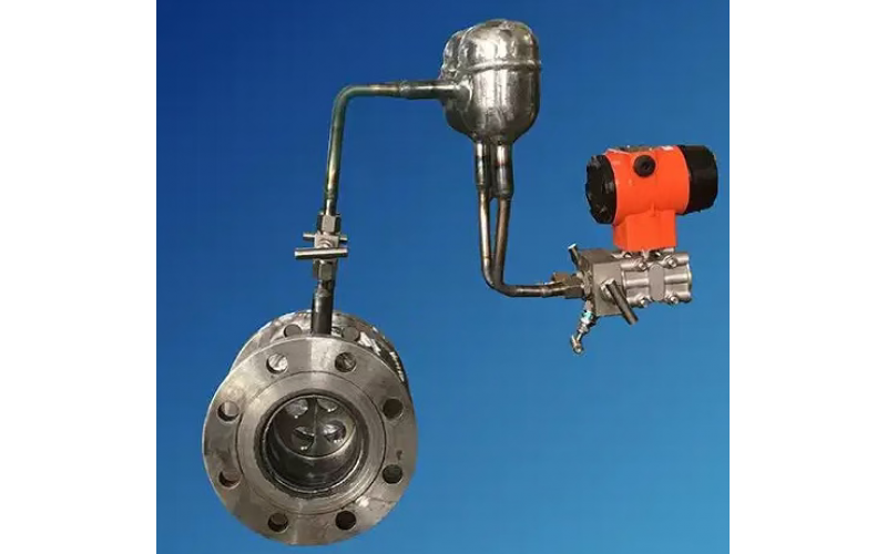 测量蒸汽流量的孔板流量计：导压管冷凝罐的设置